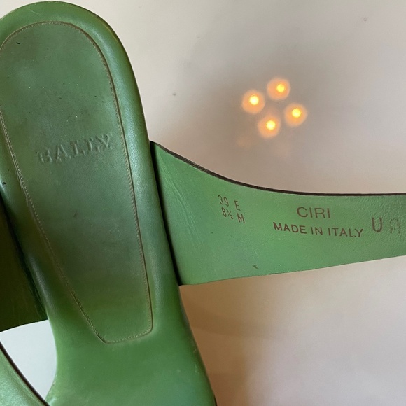 Italian Bally Leather Sandal (matching strap bag for sale) - Picture 4 of 6